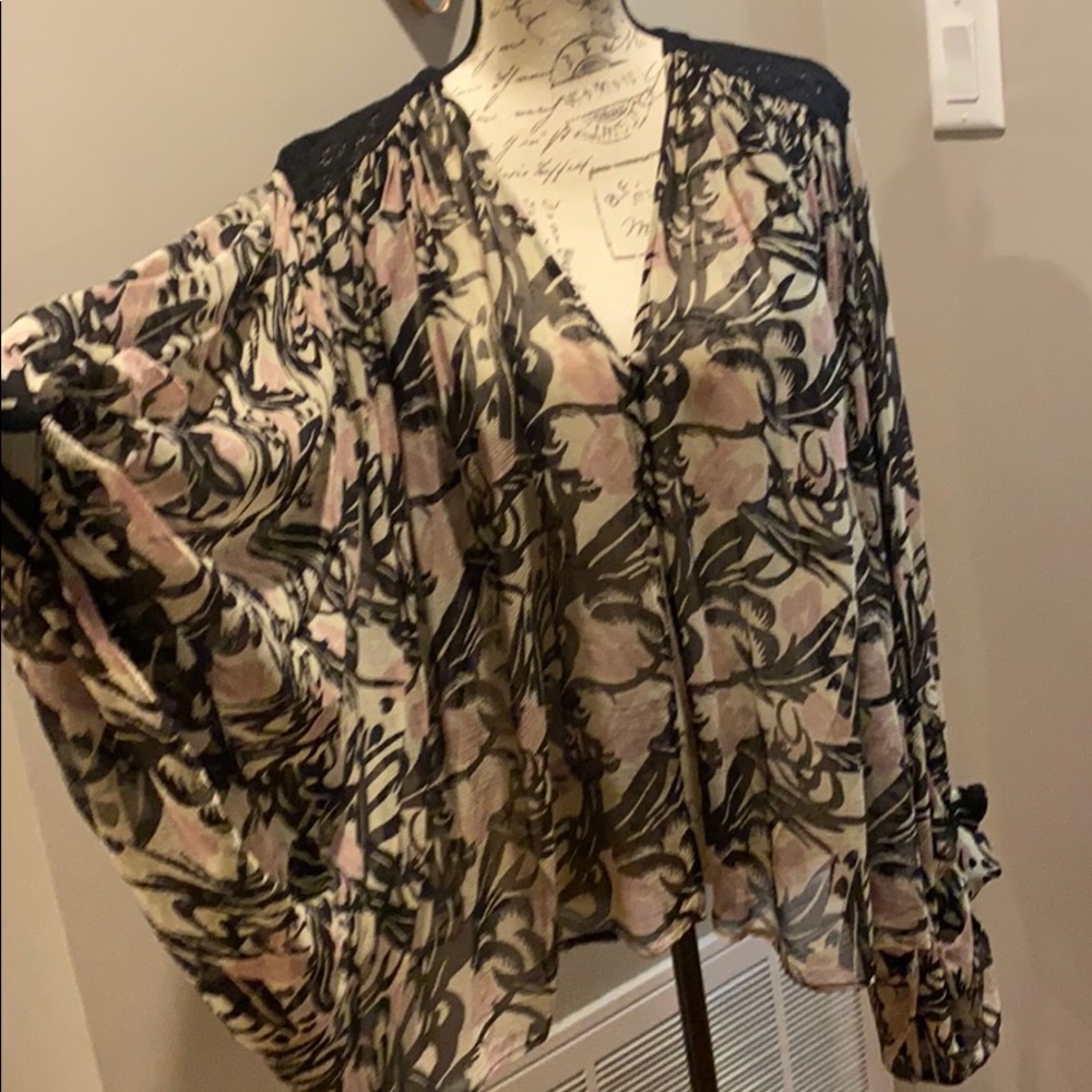 Winter Kate flying fox silk cardigan shrug blouse